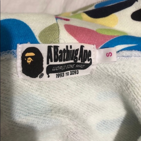 Bape Multicolor Shark Hoodie - Picture 5 of 5